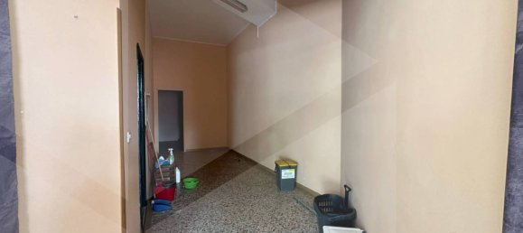 2 rooms Commercial property in Avezzano, Italy No. 34441 9