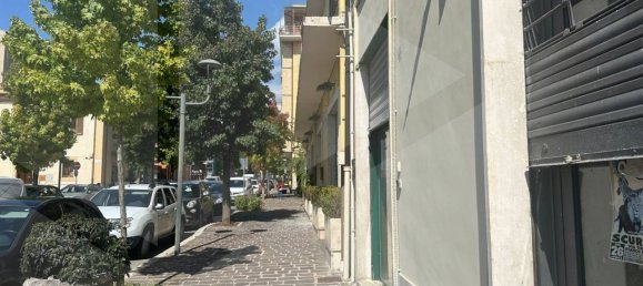 2 rooms Commercial property in Avezzano, Italy No. 34441 13