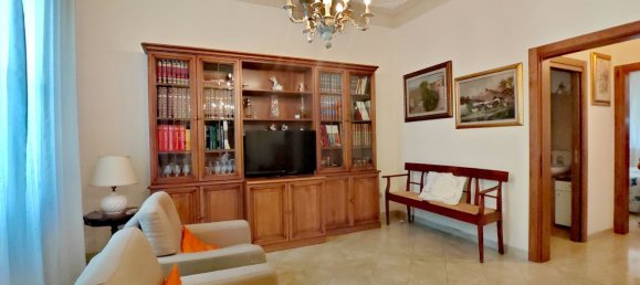 9 rooms House in Empoli, Italy No. 295996 9