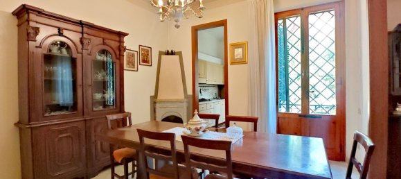 9 rooms House in Empoli, Italy No. 295996 4