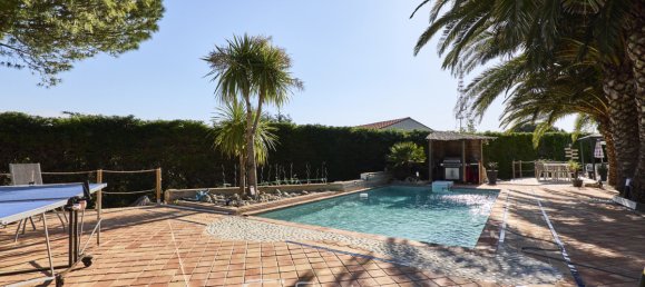 5 bedrooms House in Royan, France No. 294192 4