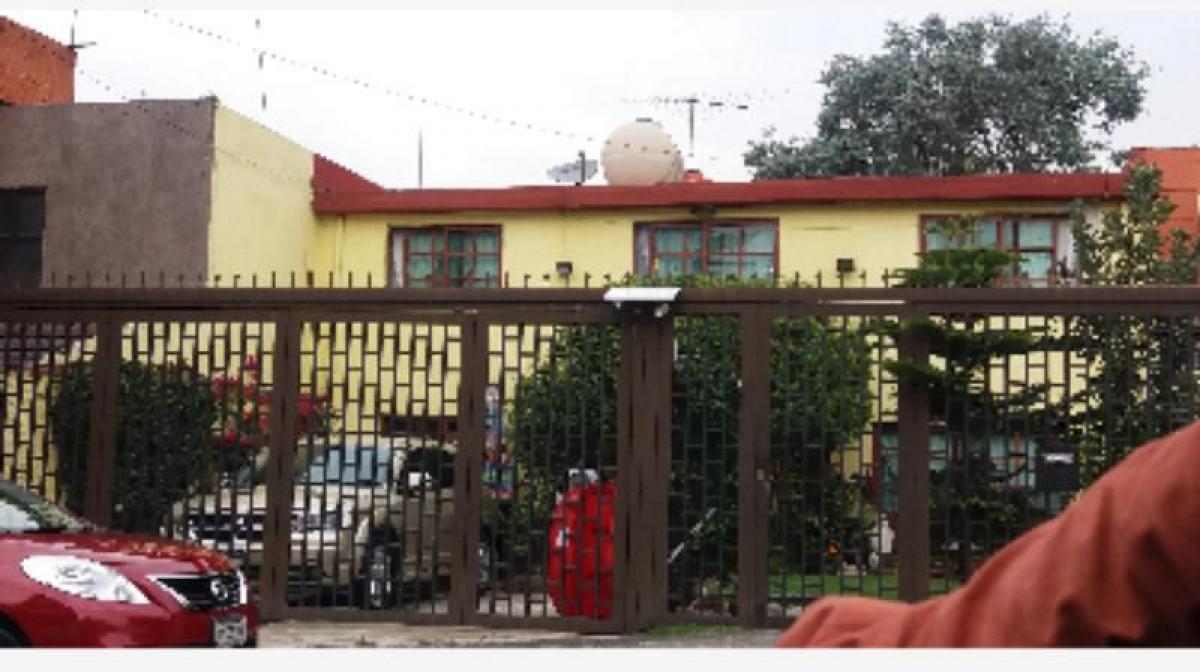 2 bedrooms House in Ciudad Lopez Mateos, Mexico No. 209780