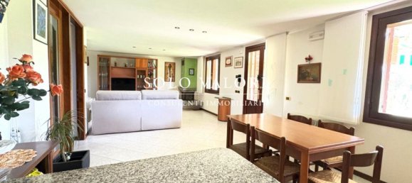 5 rooms House in Castelfranco Veneto, Italy No. 286783 11