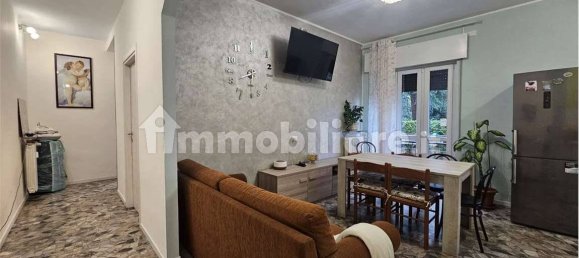Apartamento de 2 dormitorios en Bergamo, Italy No. 379463 16