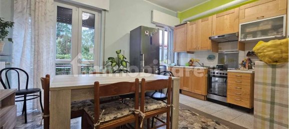 Apartamento de 2 dormitorios en Bergamo, Italy No. 379463 4