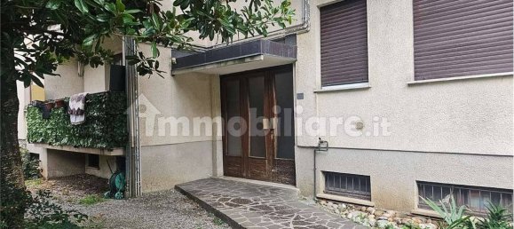 Apartamento de 2 dormitorios en Bergamo, Italy No. 379463 13