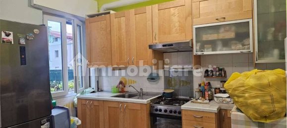 Apartamento de 2 dormitorios en Bergamo, Italy No. 379463 2
