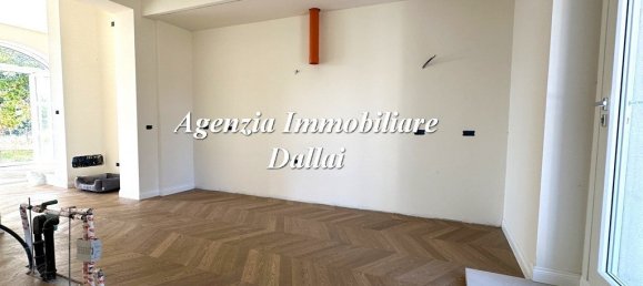 5 bedrooms Villa in Scarperia e San Piero, Italy No. 378315 16