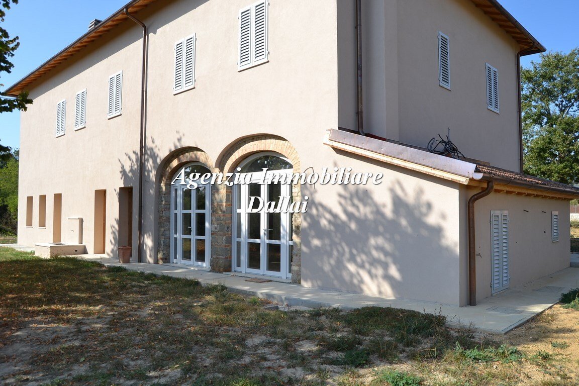 5 bedrooms Villa in Scarperia e San Piero, Italy No. 378315