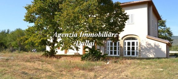 5 bedrooms Villa in Scarperia e San Piero, Italy No. 378315 2