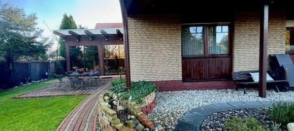 4 bedrooms Townhouse in Leer, Germany No. 166902 7