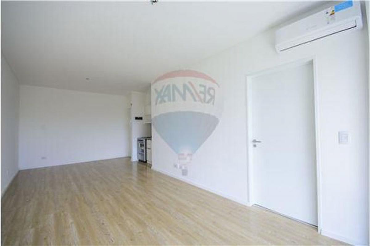 Studio in Buenos Aires, Argentina No. 77031