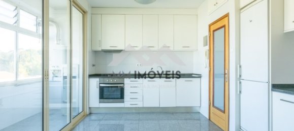 3 Schlafzimmer Wohnung in Porto, Portugal, Nr. 337639 25