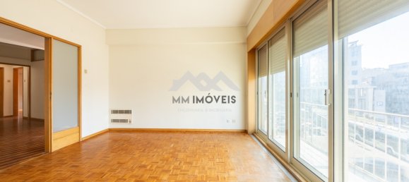 3 Schlafzimmer Wohnung in Porto, Portugal, Nr. 337639 24