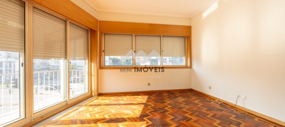 3 Schlafzimmer Wohnung in Porto, Portugal, Nr. 337639 8