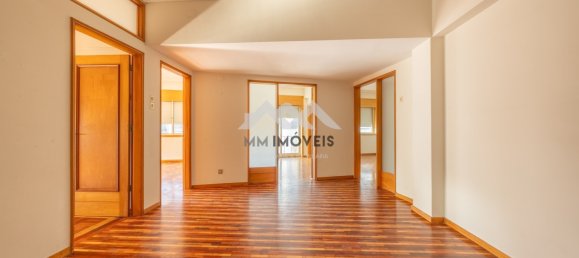 3 Schlafzimmer Wohnung in Porto, Portugal, Nr. 337639 4