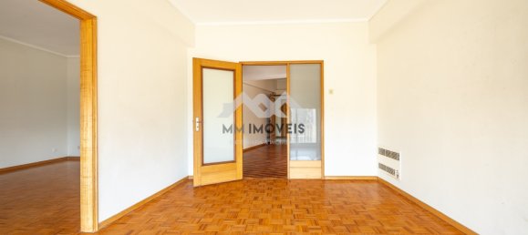 3 Schlafzimmer Wohnung in Porto, Portugal, Nr. 337639 12