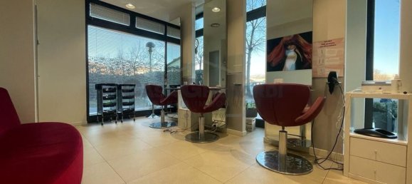 75m² Commercial property in Dalmine, Italy No. 364739 7