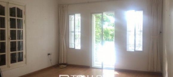 4 bedrooms House in Tay Ho, Vietnam No. 2276 8