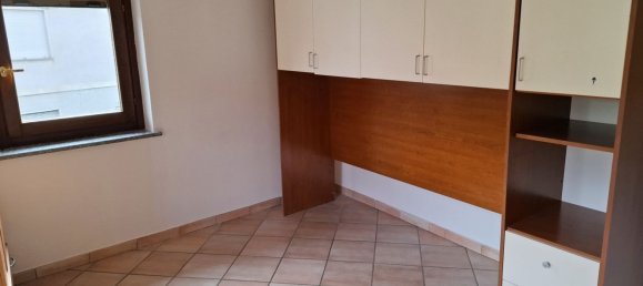 4 rooms Apartment in Bolzano Novarese, Italy No. 295659 16