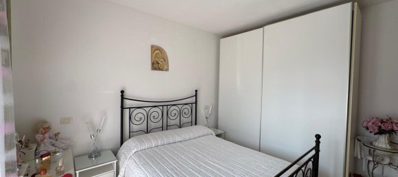 2 Schlafzimmer Wohnung in Ravenna, Italy, Nr. 339824 2