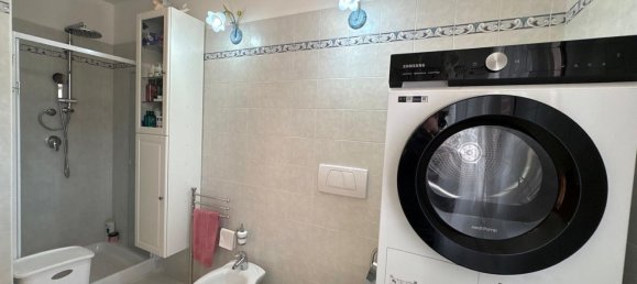 2 Schlafzimmer Wohnung in Ravenna, Italy, Nr. 339824 8