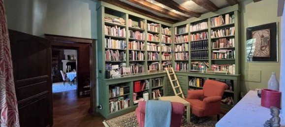 6 bedrooms House in Cheille, France No. 304118 6