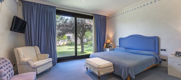 8 bedrooms House in Estepona, Spain No. 140113 23