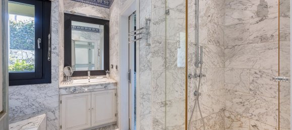 8 bedrooms House in Estepona, Spain No. 140113 24