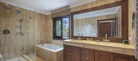 8 bedrooms House in Estepona, Spain No. 140113 29