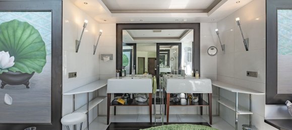 8 bedrooms House in Estepona, Spain No. 140113 15