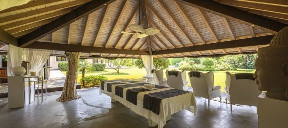 8 bedrooms House in Estepona, Spain No. 140113 7