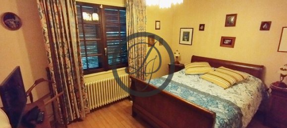 4 bedrooms House in Briot, France No. 80766 13