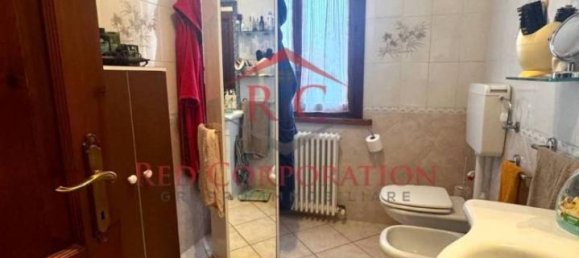 6 rooms House in Reggio Emilia, Italy No. 35941 11