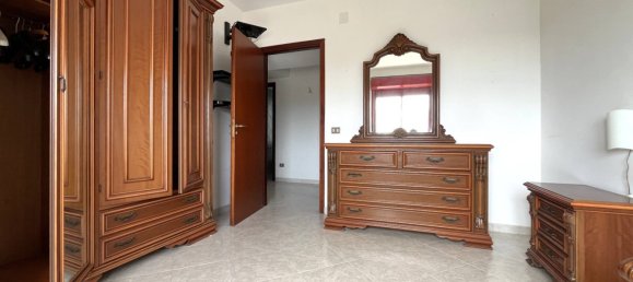 4 bedrooms Apartment in Catanzaro, Italy No. 36249 20