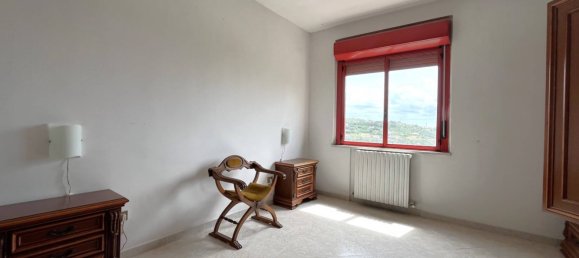 4 bedrooms Apartment in Catanzaro, Italy No. 36249 19