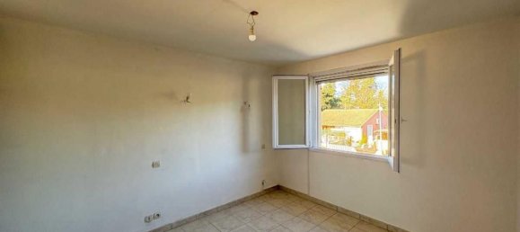 5 غرف نوم فيلا في Clermont-l'Herault, France رقم 200832 42