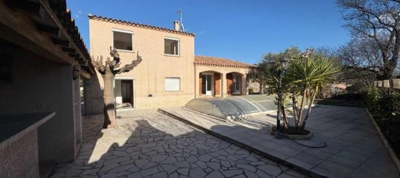 5 غرف نوم فيلا في Clermont-l'Herault, France رقم 200832 10