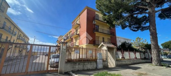 Almacén en San Severo, Italy 500 m² No. 90401 2