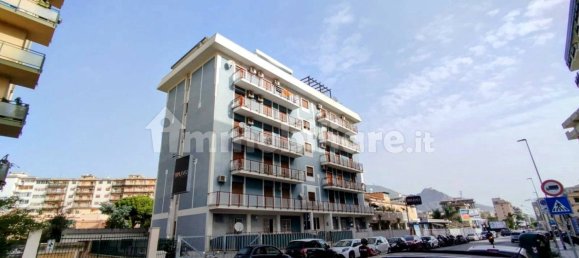 4 rooms Office in Palermo, Italy No. 48521 6