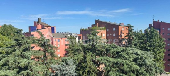 3 Schlafzimmer Wohnung in Milan, Italy, Nr. 344081 14