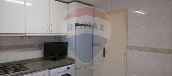 115m² Building in Porto, Portugal No. 37585 12