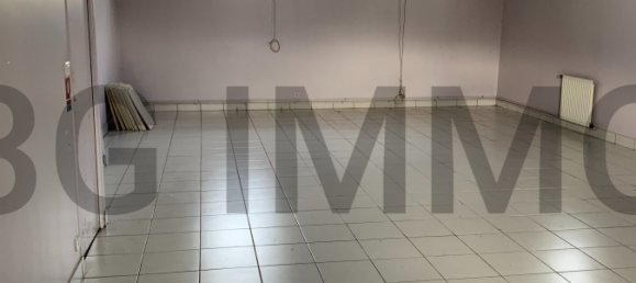 Oficina en La Creche, France 743 m² No. 204070 5