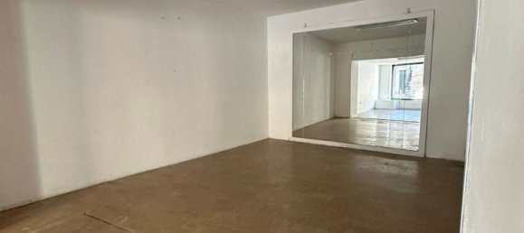 101m² Commercial property in Acri, Italy No. 334344 4