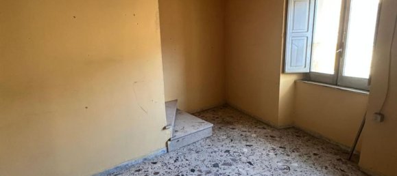 101m² Commercial property in Acri, Italy No. 334344 13