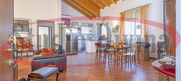 3-salle Appartement à Corbetta, Italy No. 41326 12