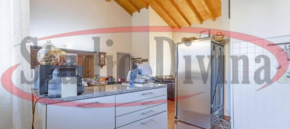 3-salle Appartement à Corbetta, Italy No. 41326 26