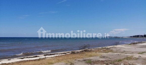 Вилла с 4 спальнями в Бари, Италия № 105163 8