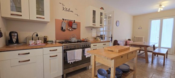 3 bedrooms Castles in Eymet, France No. 302007 4