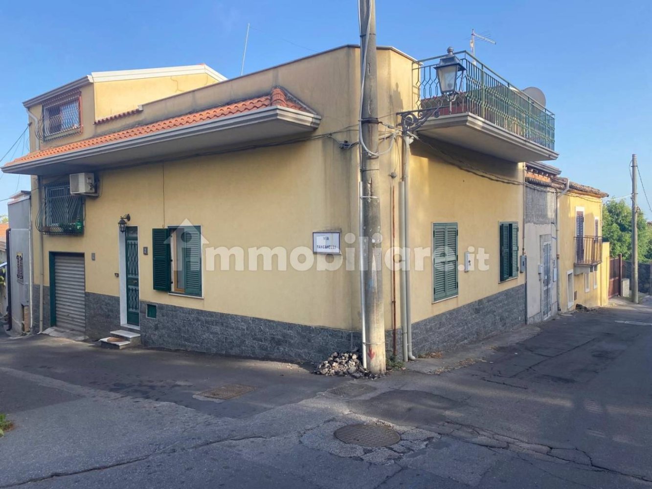 4 bedrooms Apartment in Viagrande, Italy No. 328201